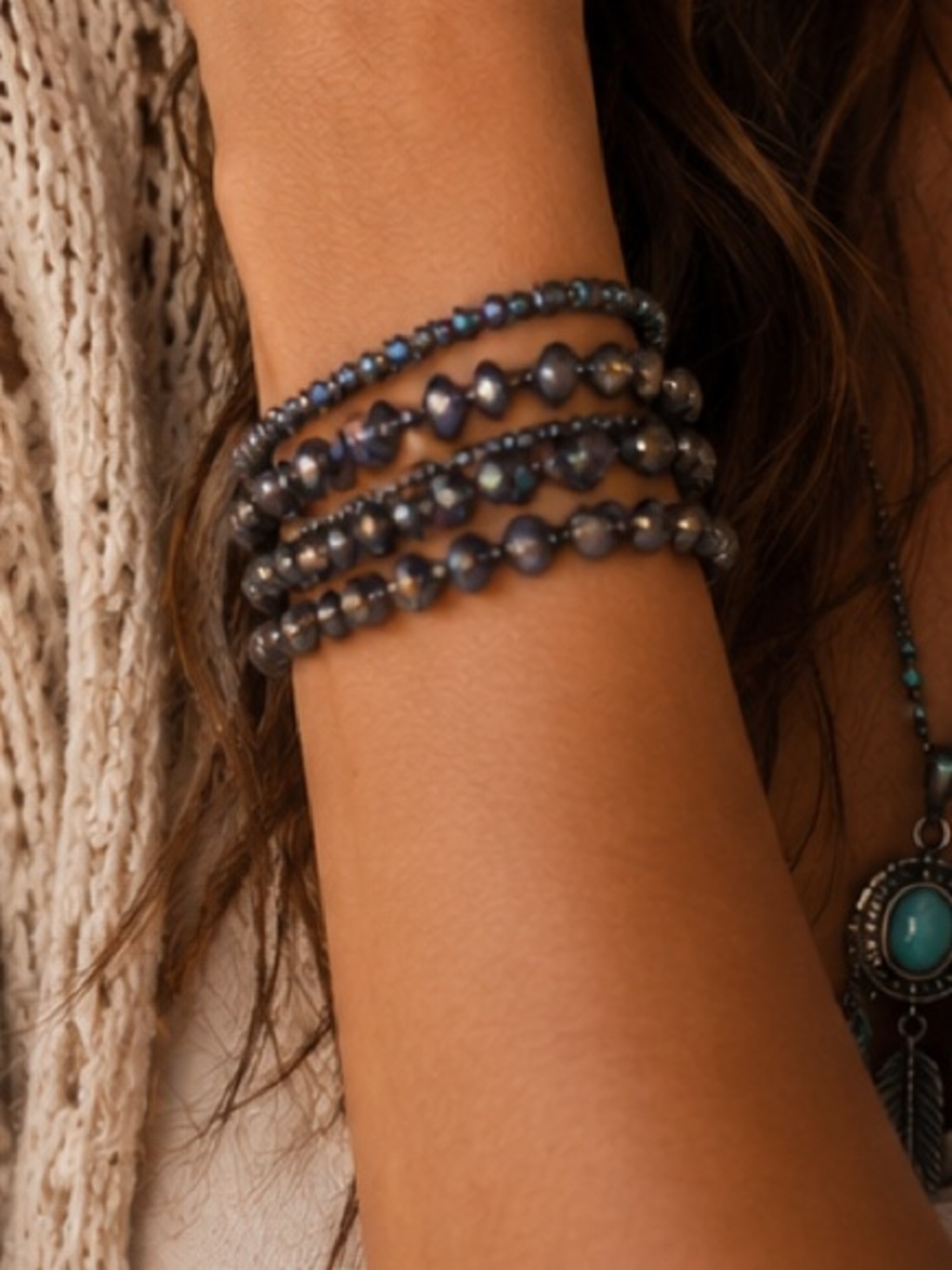 Huge stackPerfect for your next date night or holiday! new silver bead bracelet